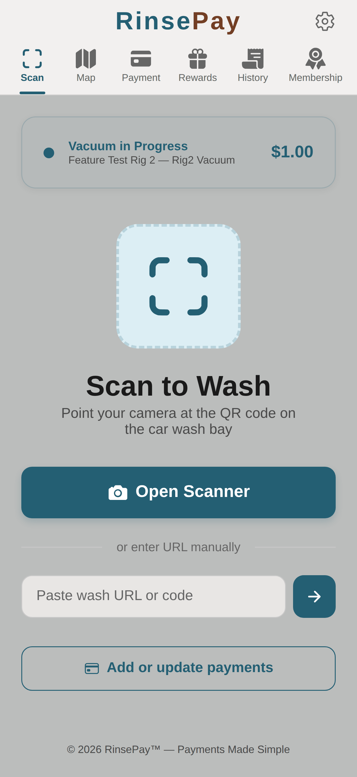 App-wide Vacuum in Progress return banner on the Scan tab.
